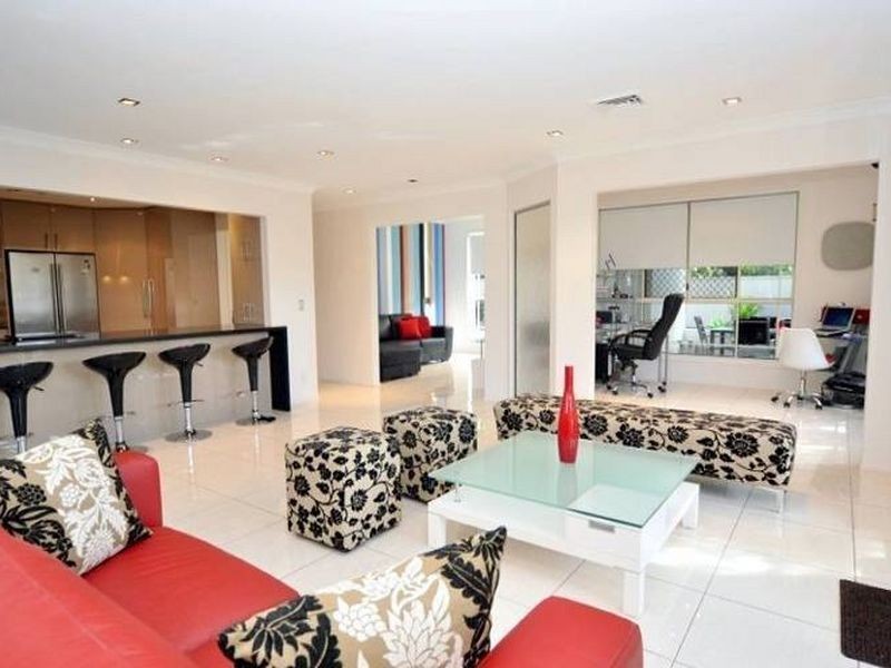 3 Wisemans Court, Helensvale QLD 4212