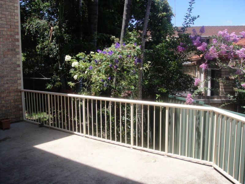 4/10 Brisbane Road, Labrador QLD 4215