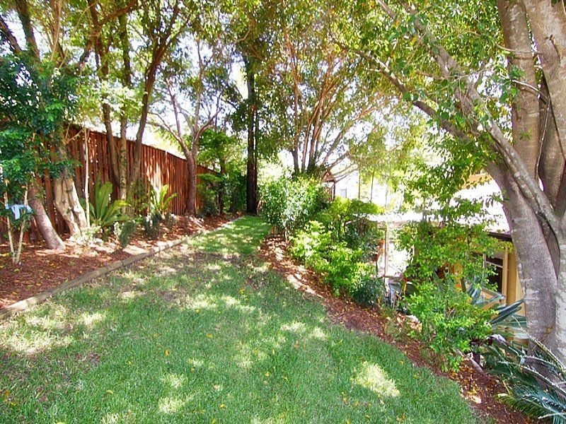 12 Pacific Pines Boulevard, Pacific Pines QLD 4211