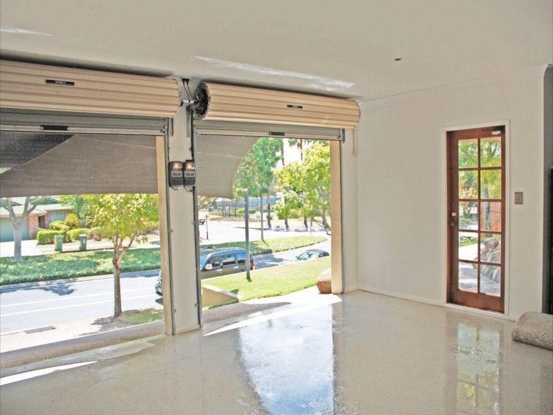 12 Pacific Pines Boulevard, Pacific Pines QLD 4211