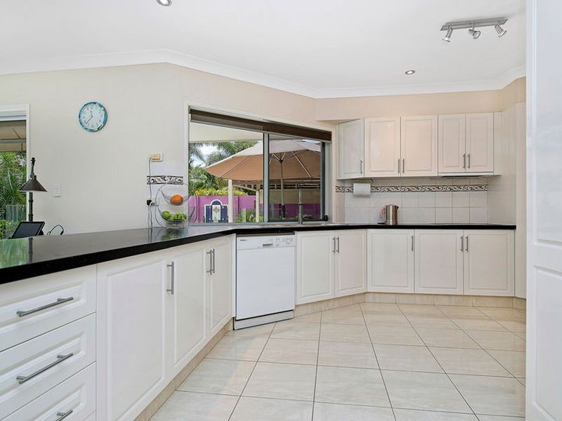 18 Saltwater Terrace, Monterey Keys QLD 4212