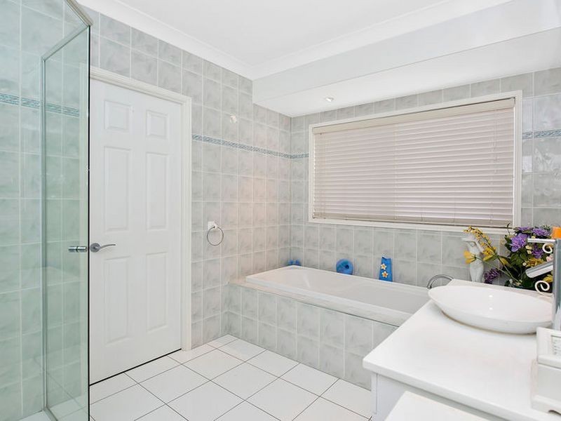 18 Saltwater Terrace, Monterey Keys QLD 4212