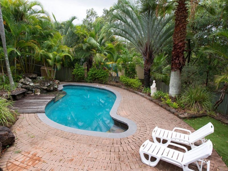 42 Tamworth Drive, Helensvale QLD 4212