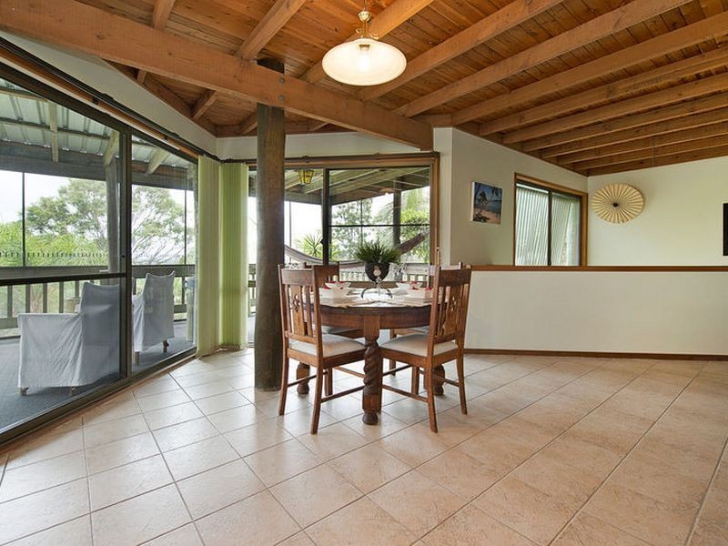 42 Tamworth Drive, Helensvale QLD 4212