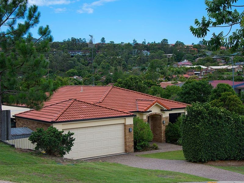 1 Duice Court, Oxenford QLD 4210