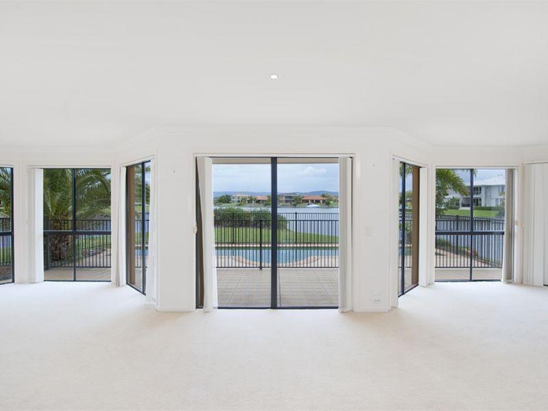 30 Windchimes Way, Helensvale QLD 4212