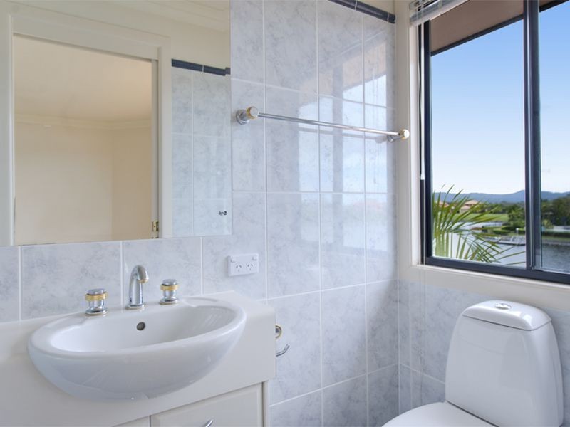 30 Windchimes Way, Helensvale QLD 4212