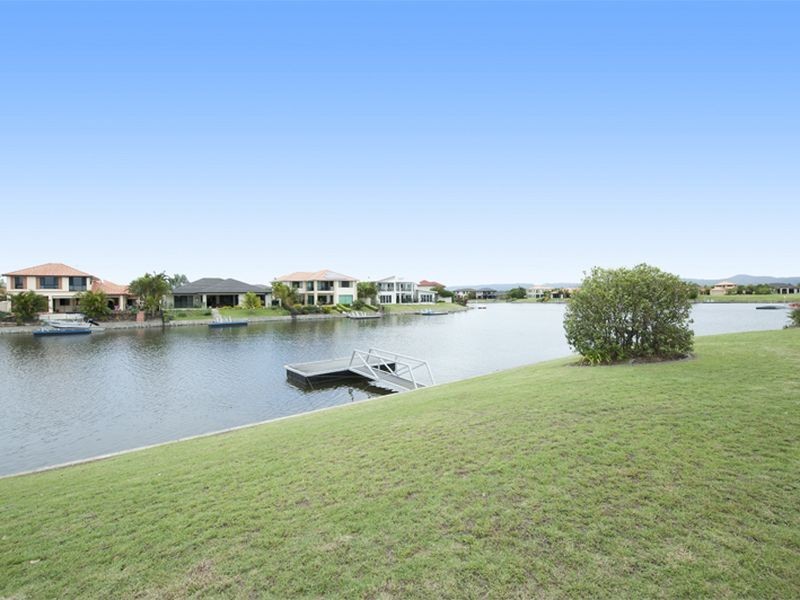 30 Windchimes Way, Helensvale QLD 4212