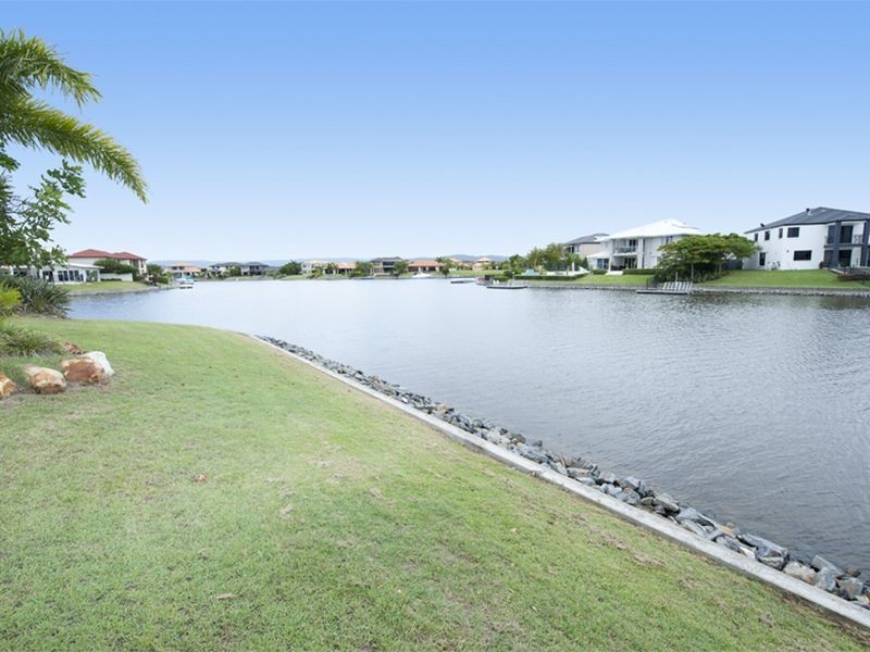 30 Windchimes Way, Helensvale QLD 4212