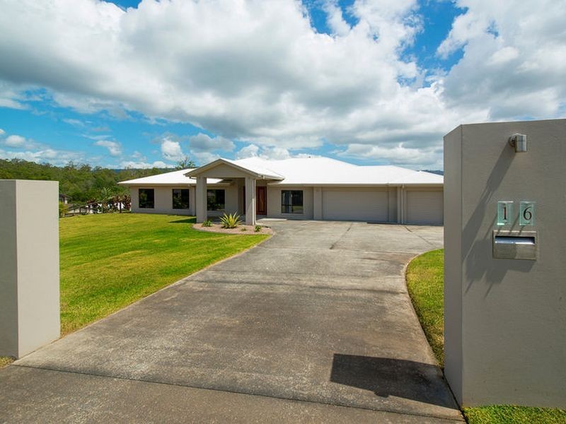 16 Waldorf Place, Maudsland QLD 4210