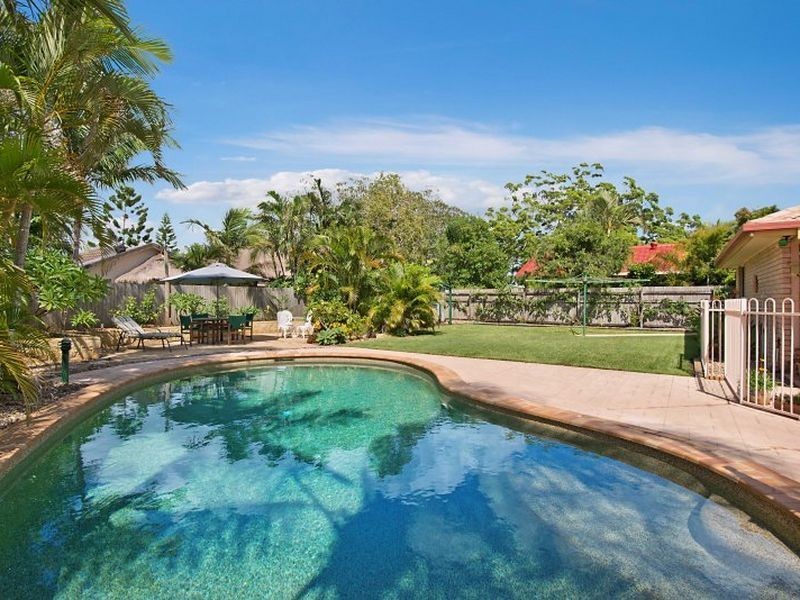 67 Monterey Keys Drive, Helensvale QLD 4212