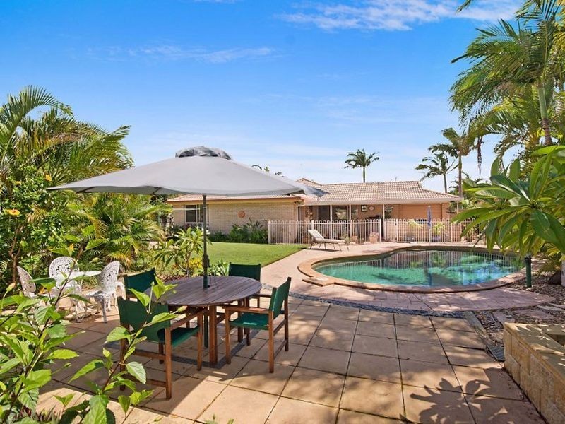 67 Monterey Keys Drive, Helensvale QLD 4212