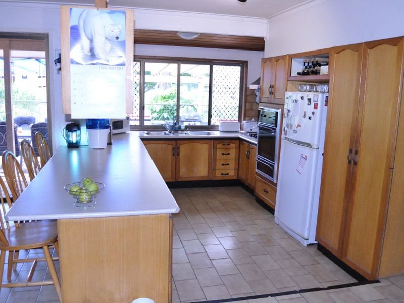 6 Calder Crescent, Helensvale QLD 4212