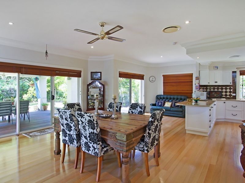 1004 Rosebank Way, Hope Island QLD 4212