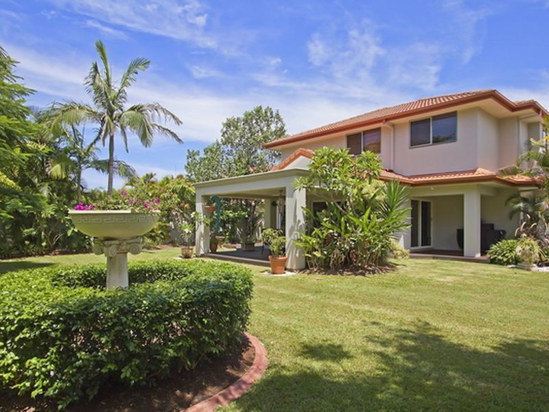 1004 Rosebank Way, Hope Island QLD 4212