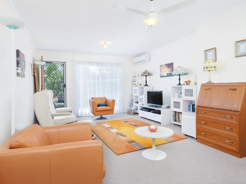 8/1 Chaplin Crescent  Studio Village, Oxenford QLD 4210