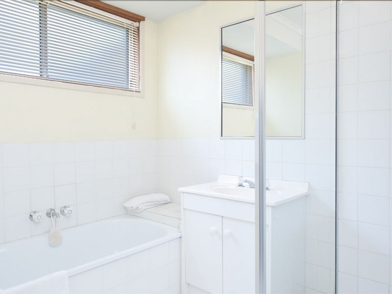 8/1 Chaplin Crescent  Studio Village, Oxenford QLD 4210