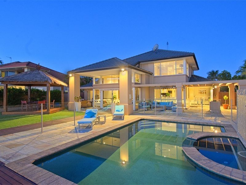 7 Serenity Boulevard, Helensvale QLD 4212