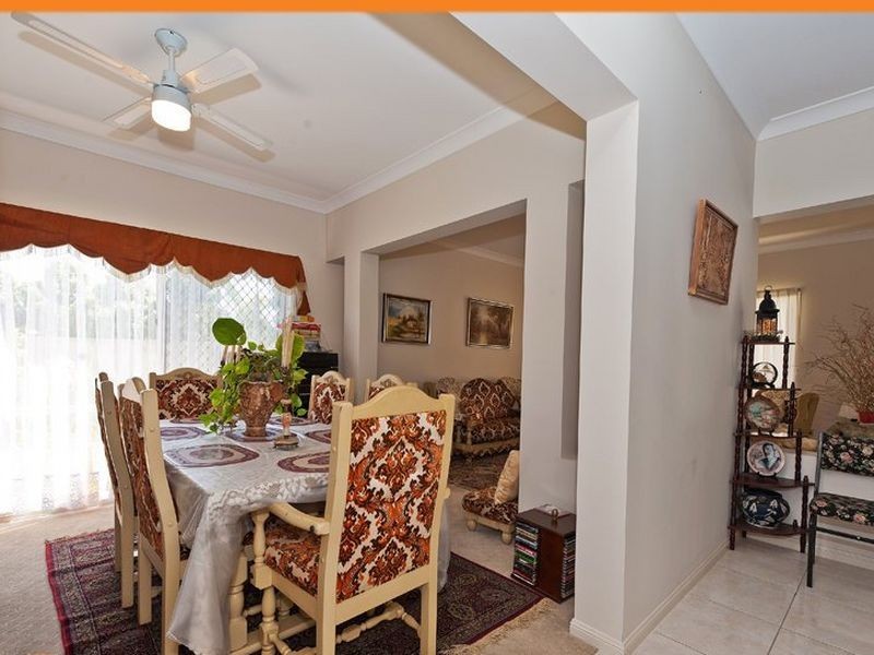 1 Ben Dalley Drive, Helensvale QLD 4212