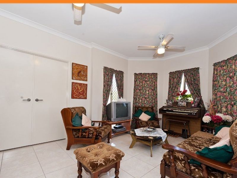 1 Ben Dalley Drive, Helensvale QLD 4212