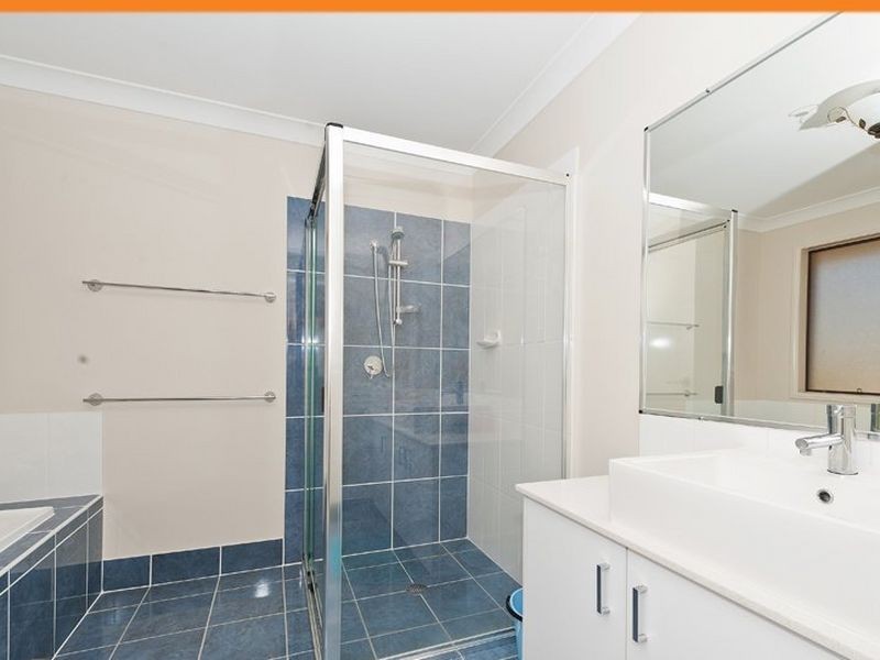 1 Ben Dalley Drive, Helensvale QLD 4212