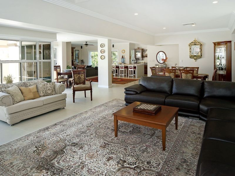 1616 Rosebank Way W, Hope Island QLD 4212