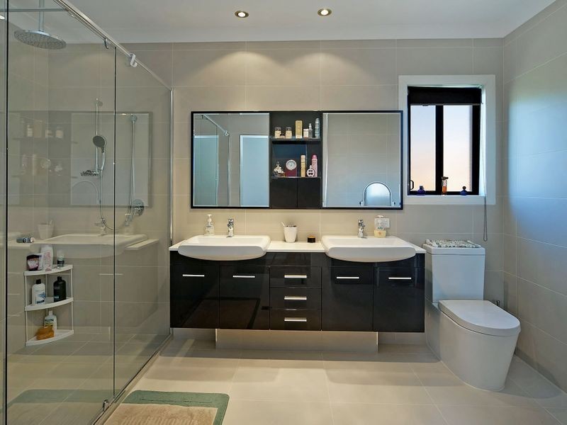 1616 Rosebank Way W, Hope Island QLD 4212