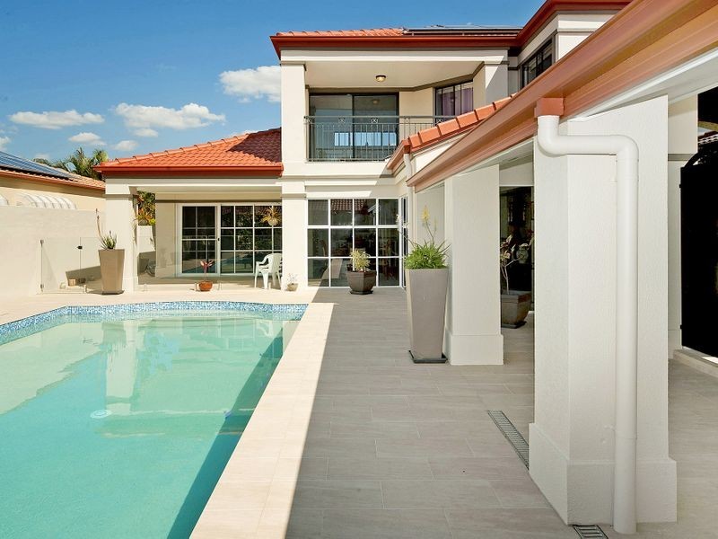 1616 Rosebank Way W, Hope Island QLD 4212