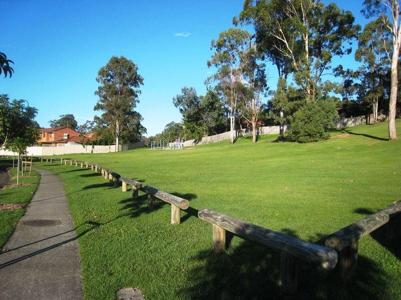 1/1 Golden Palms Court, Ashmore QLD 4214