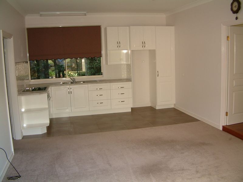 32 River Cove Place, Helensvale QLD 4212