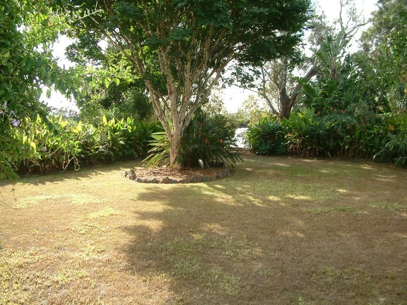 32 River Cove Place, Helensvale QLD 4212