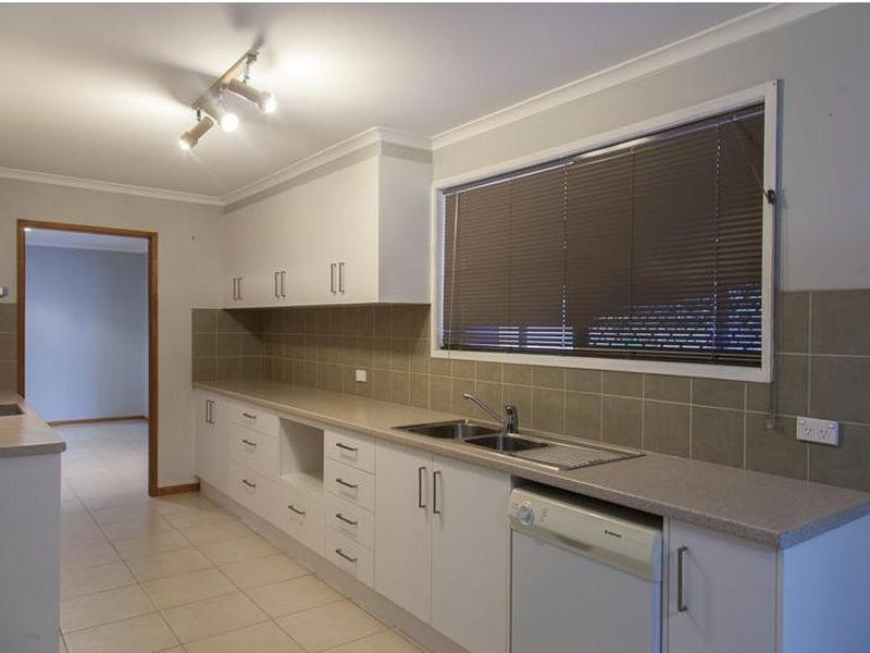 9 Martin Pl, Helensvale QLD 4212