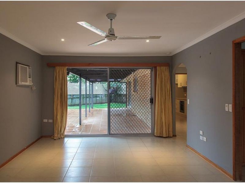 9 Martin Pl, Helensvale QLD 4212