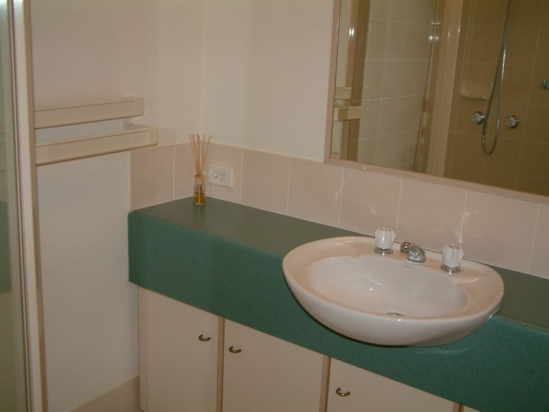 15/18 Discovery Drive, Helensvale QLD 4212