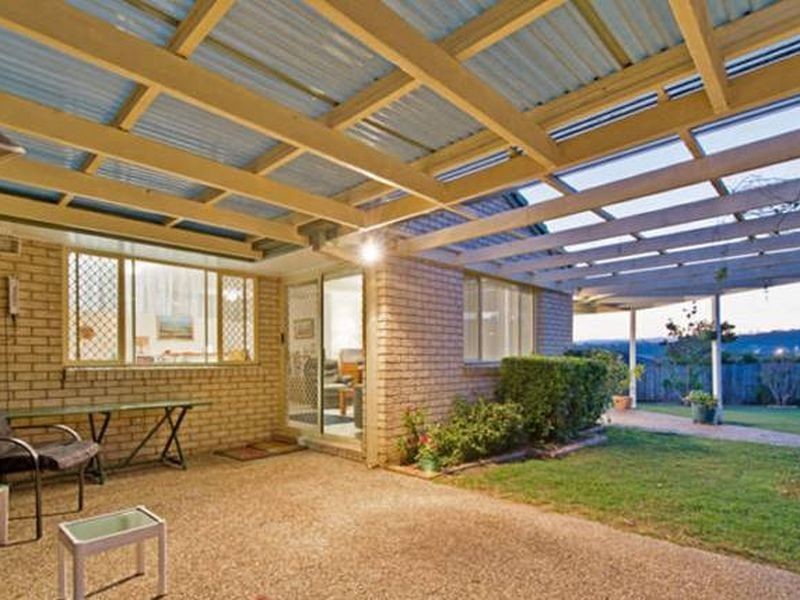 11 Samoa Court, Pacific Pines QLD 4211