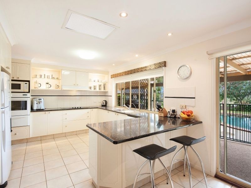 28 Woodlands Way, Parkwood QLD 4214