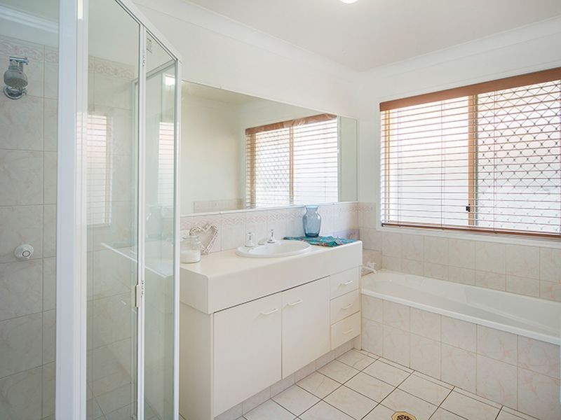 14 Lakewood Court, Monterey Keys QLD 4212