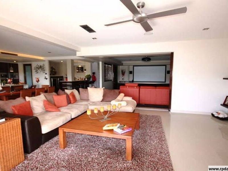 15 Quayside Drive, Helensvale QLD 4212