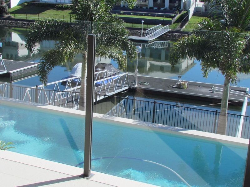 15 Quayside Drive, Helensvale QLD 4212