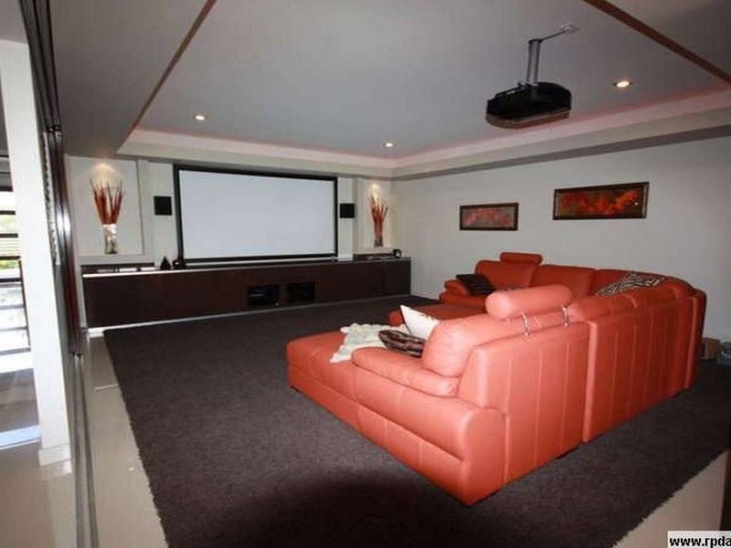 15 Quayside Drive, Helensvale QLD 4212