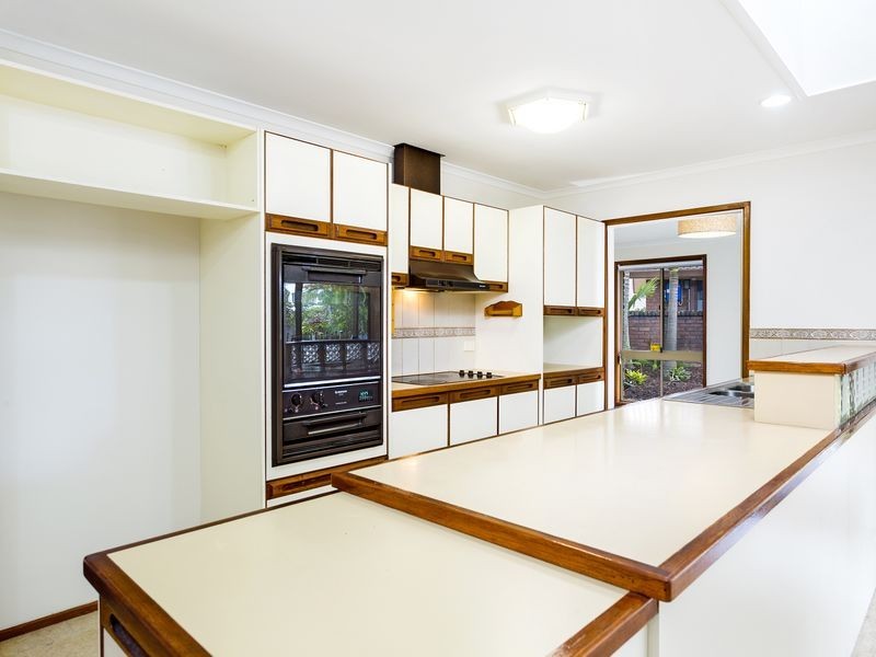 13 Atherton Court, Helensvale QLD 4212