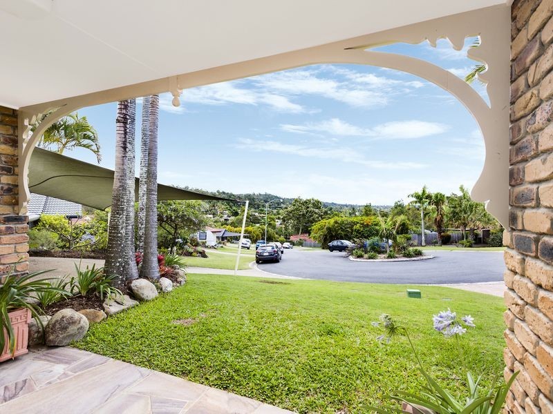 13 Atherton Court, Helensvale QLD 4212