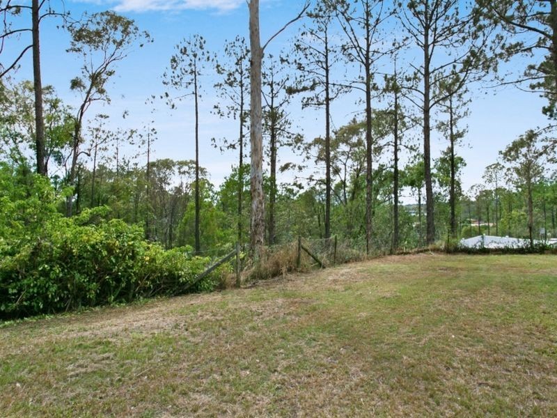 6 Knoll Court, Gaven QLD 4211