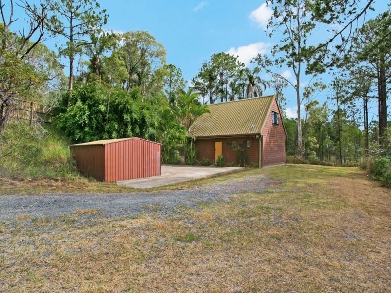 6 Knoll Court, Gaven QLD 4211