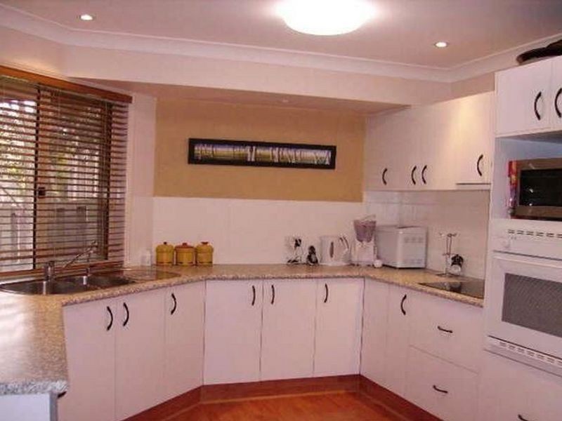 6 Corai Close, Pacific Pines QLD 4211