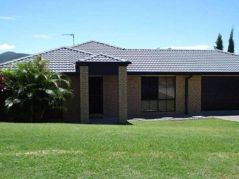 27 Roseapple Circuit, Oxenford QLD 4210