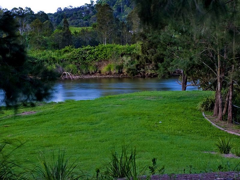 27 Roseapple Circuit, Oxenford QLD 4210