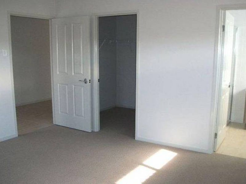 14 Azure Way, Hope Island QLD 4212