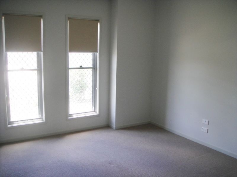 14 Azure Way, Hope Island QLD 4212