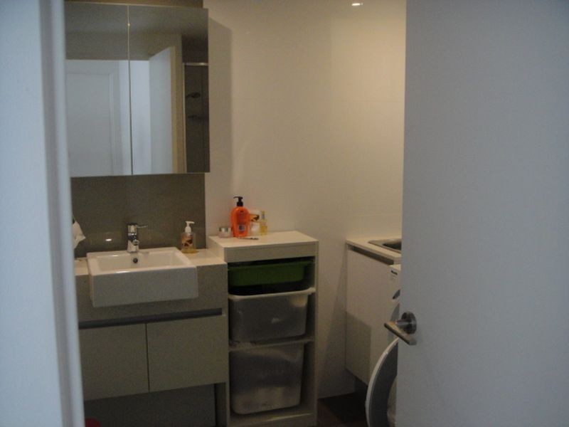 76/20 Bayview Street, Runaway Bay QLD 4216